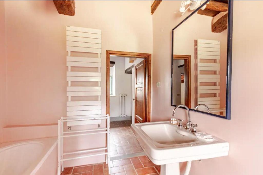 Villa Il Poggio Greve in Chianti Bagian luar foto